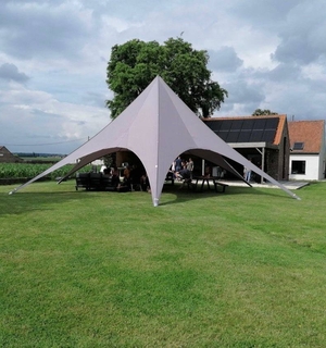 Cort stea (14 metri diametru)